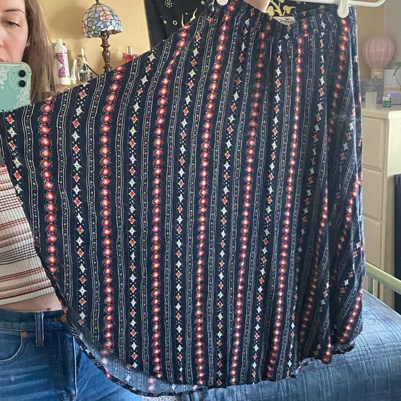 High-waisted mid-length skirt - Picture 3 of 3